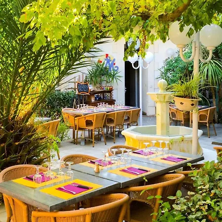 Hotel Orange Marine-2